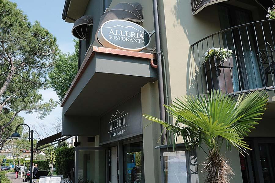 Hotel Aurora Sirmione Exterior photo